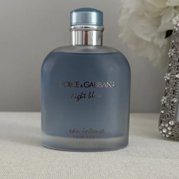Dolce & Gabbana Light Blue Eau Intense Pour Homme - Frosted Blue & Silver - Picture 2 of 6